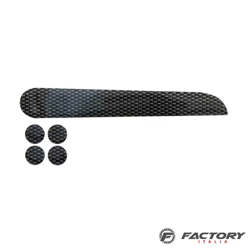 Batticatena 3M in PVC effetto carbonio Occasione
