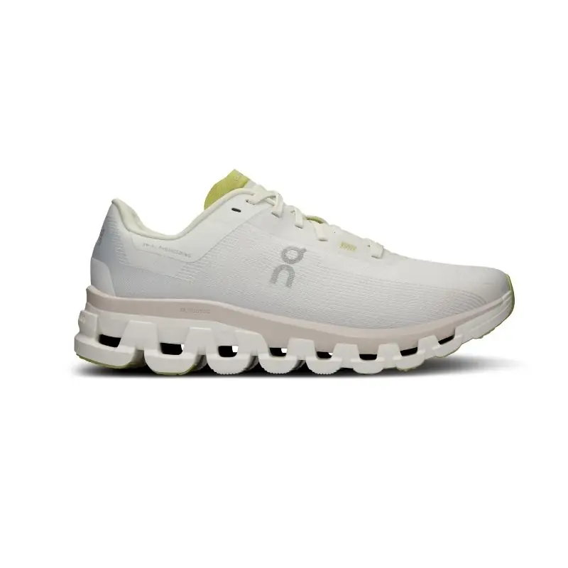 Novità Scarpe On Cloudflow 4 donna bianco sabbia
